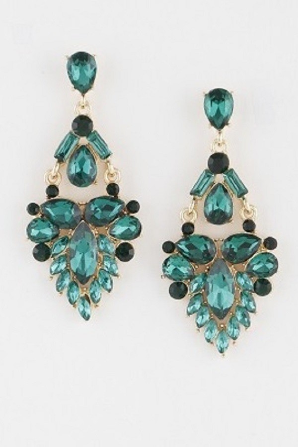 DROP EARRINGS